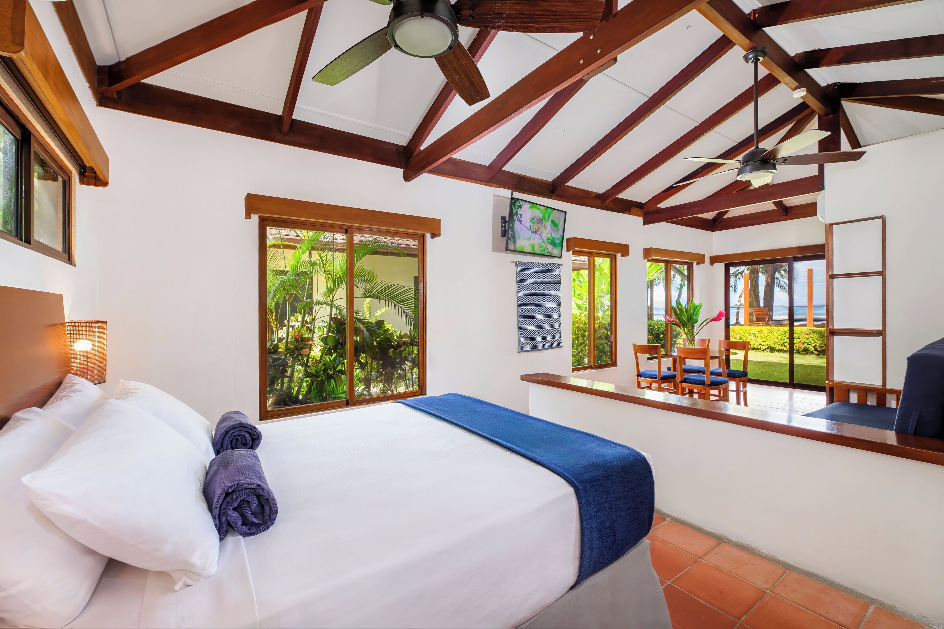 Bungalow, Beachfront