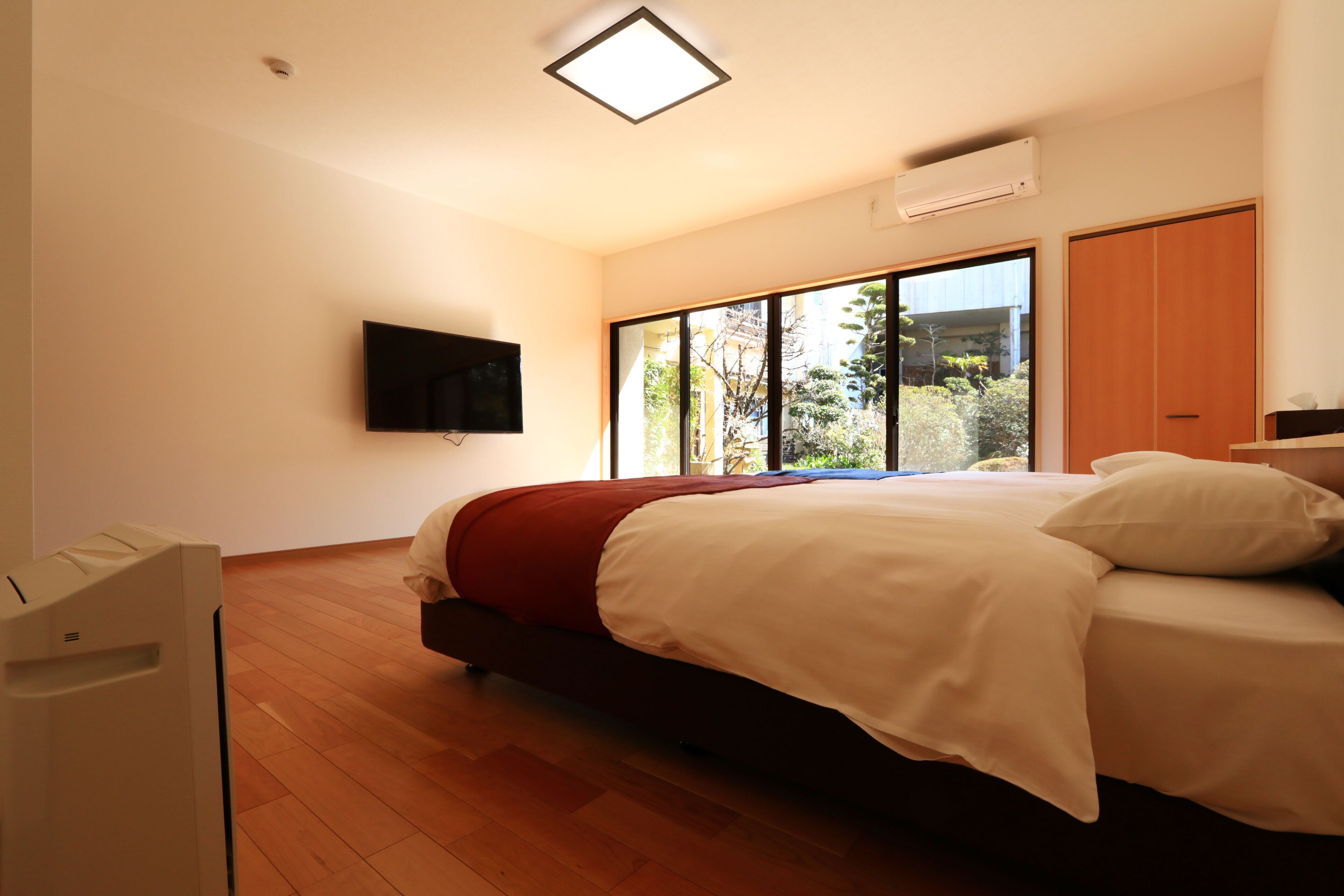 Twin Room, Non Smoking (Soga) | In-room safe, free WiFi