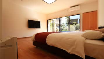 Twin Room, Non Smoking (Soga) | In-room safe, free WiFi