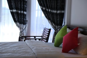 Bungalow majestueux, 4 chambres (16 People) | 4 chambres, literie de qualité, lit avec matelas en mousse à mémoire