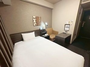 Schreibtisch, Bügeleisen/Bügelbrett, kostenloses WLAN, Bettwäsche