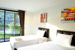 Minibar, in-room safe, desk, free WiFi - The Pixel Panwa (Wichit)