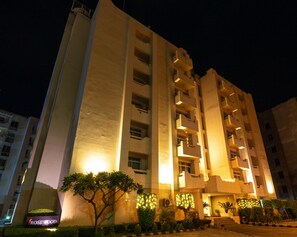 Exterior - Rosewood Apartment Hotel (Haridwar)