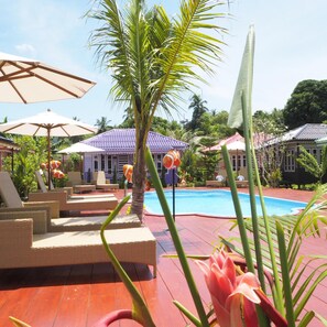 Outdoor pool - Sun Globe Resort (Ko Yao)