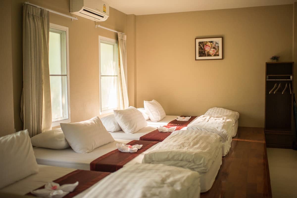 San Aob Aoon Room | Minibar, free WiFi