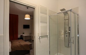 Suite (Anatolia) | Badezimmer | Dusche, Hydromassagedusche, kostenlose Toilettenartikel, Haartrockner