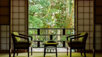 Japanese Style Room | In-room safe, free WiFi