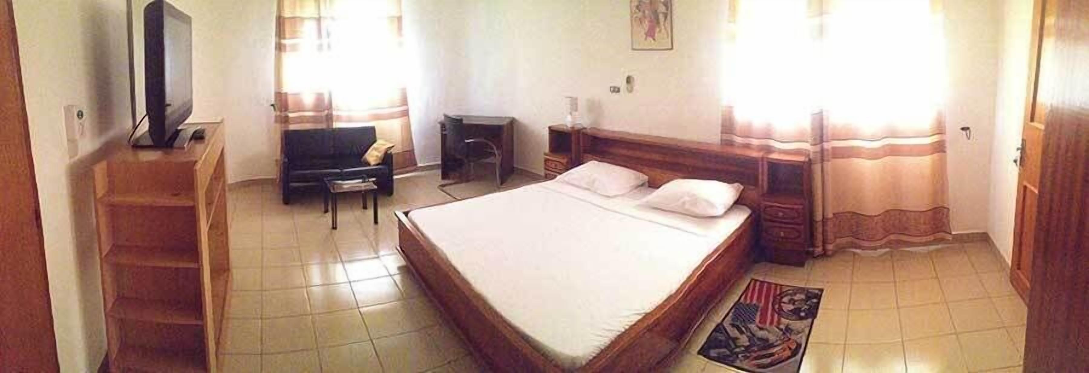 suite | 1 bedroom, premium bedding, minibar, blackout curtains