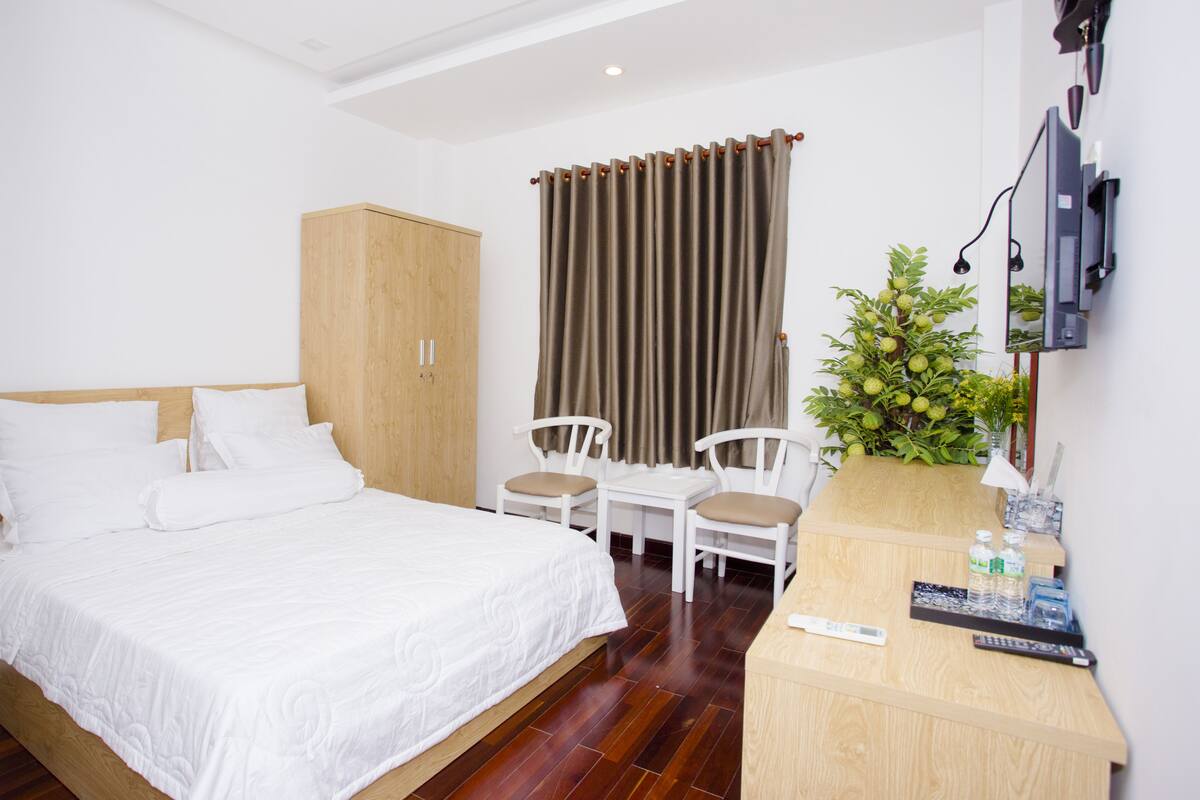 Habitació doble | Minibar, caixa forta a l'habitació, escriptori i wifi gratuïta 