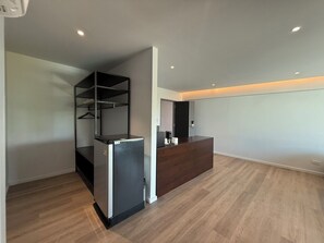 Deluxe Double Room with Sea View | 내부