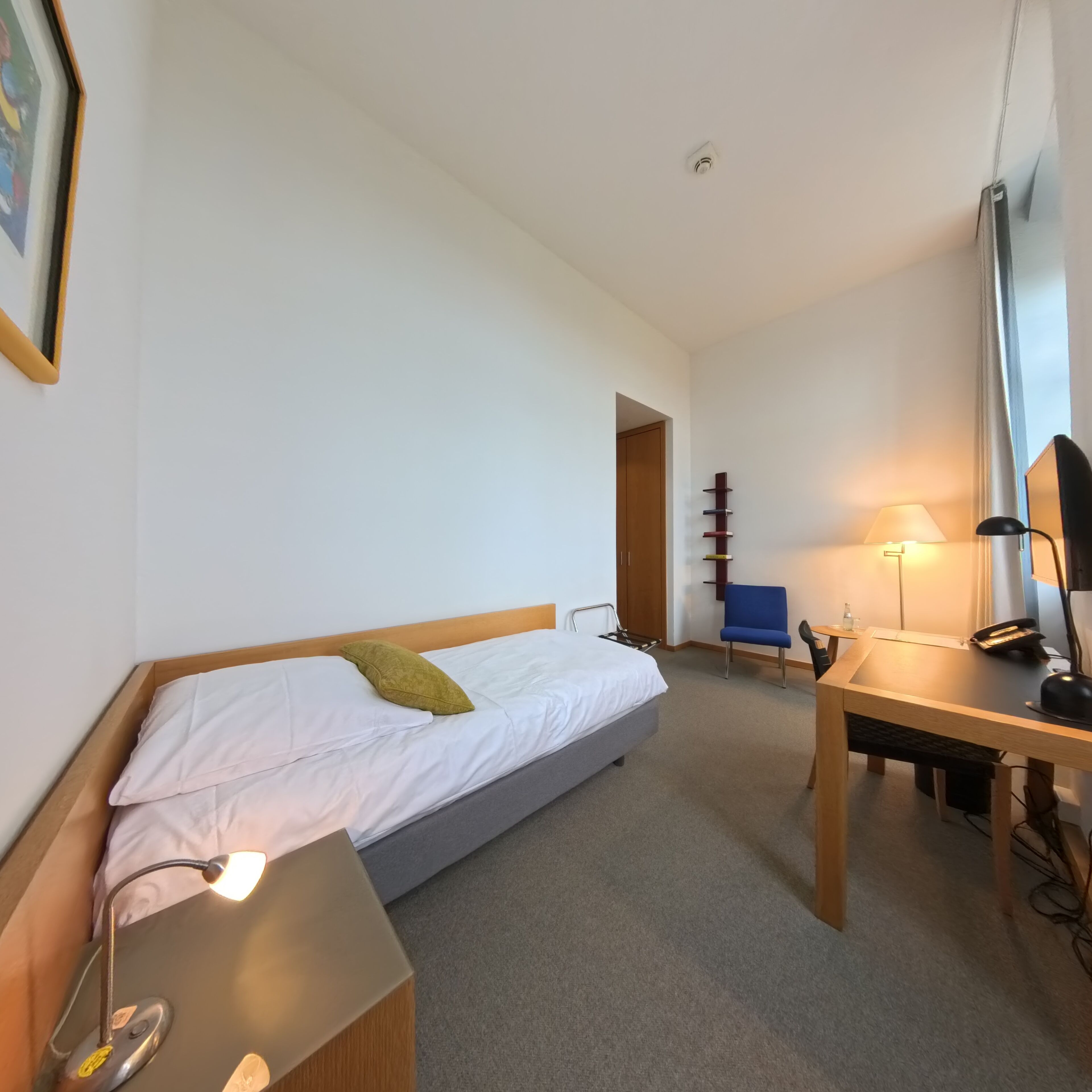 Literie de qualité supérieure, bureau, lits pliants/supplémentaires