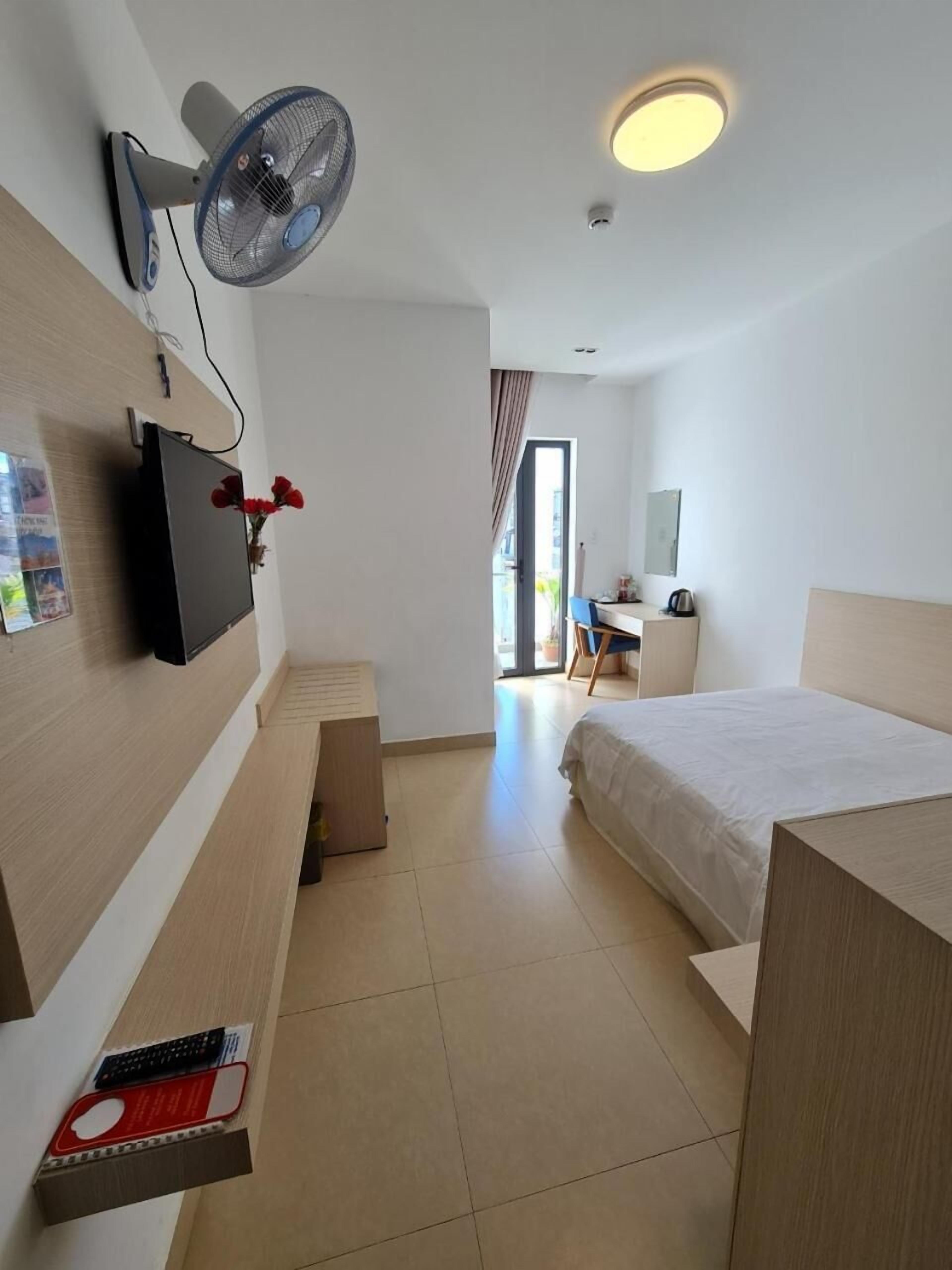 1 bedroom, minibar, in-room safe, desk