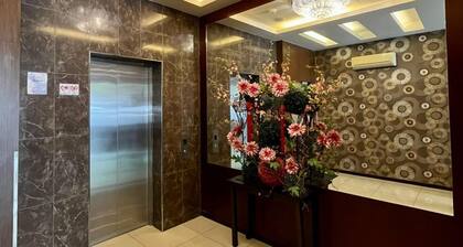 Eight Days Boutique Hotel