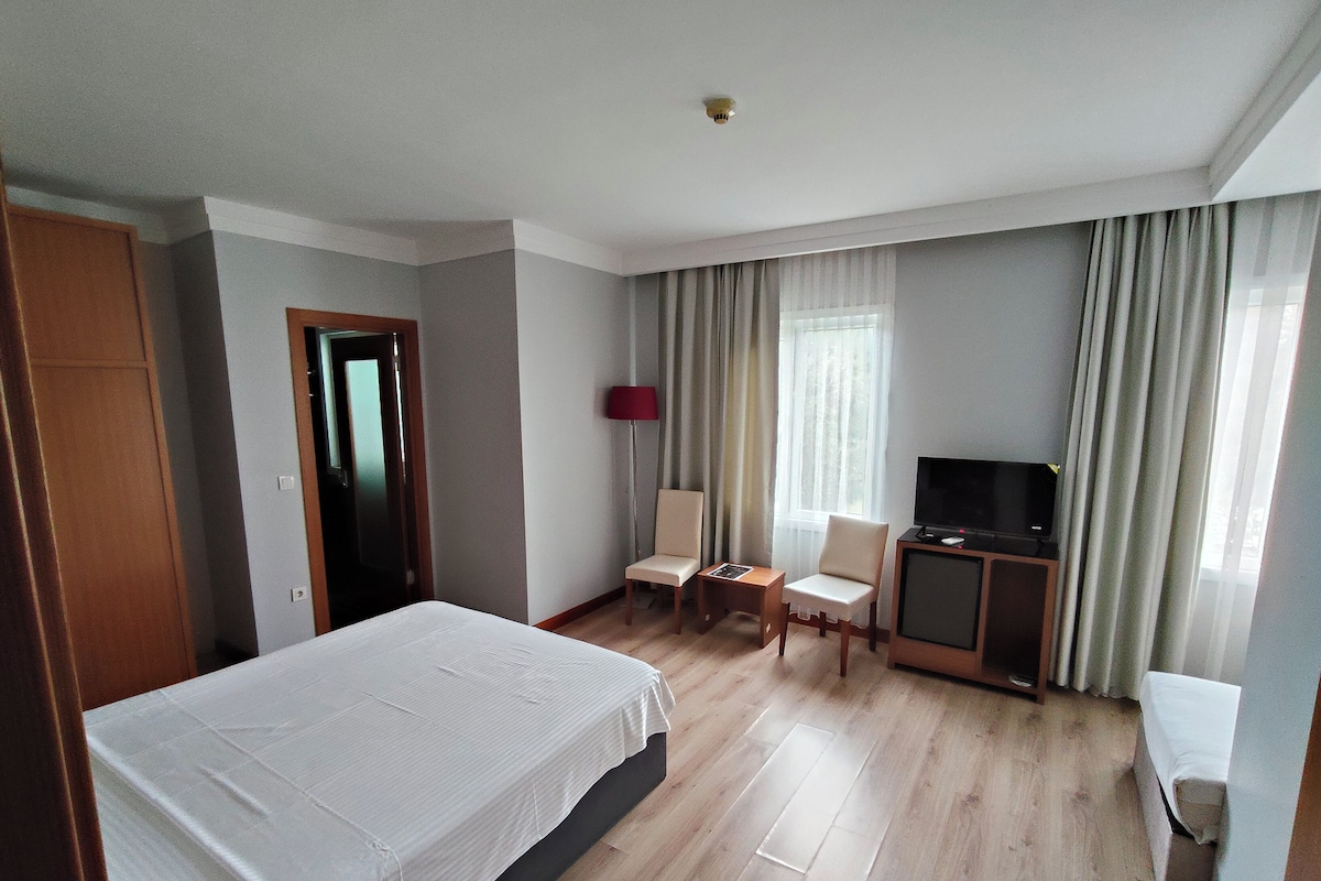 Triple Room | Premium bedding, minibar, in-room safe, soundproofing