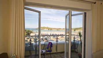 The Beach House, 3 Bedroom Apartment, 2 Bathrooms, Sea View (dog friendly) | View from room