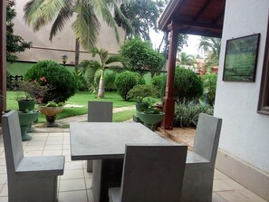 ลานระเบียง/นอกชาน