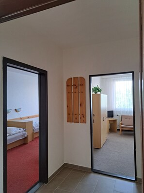 Desk, blackout drapes, free WiFi, bed sheets
