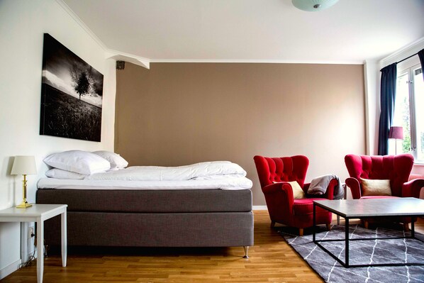 Lägenhet Standard - 1 sovrum | Vardagsrum | Platt-tv