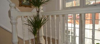 Glenfield Lodge Guest House