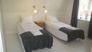 Blendingsgardiner, wi-fi (inkludert) og sengetøy