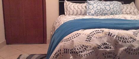 Standard Double Room, Shared Bathroom