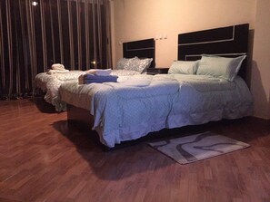 Standard Twin Room, Ensuite, City View | Desk, iron/ironing board, free WiFi - 251 Budget Guest House (Addis Ababa)