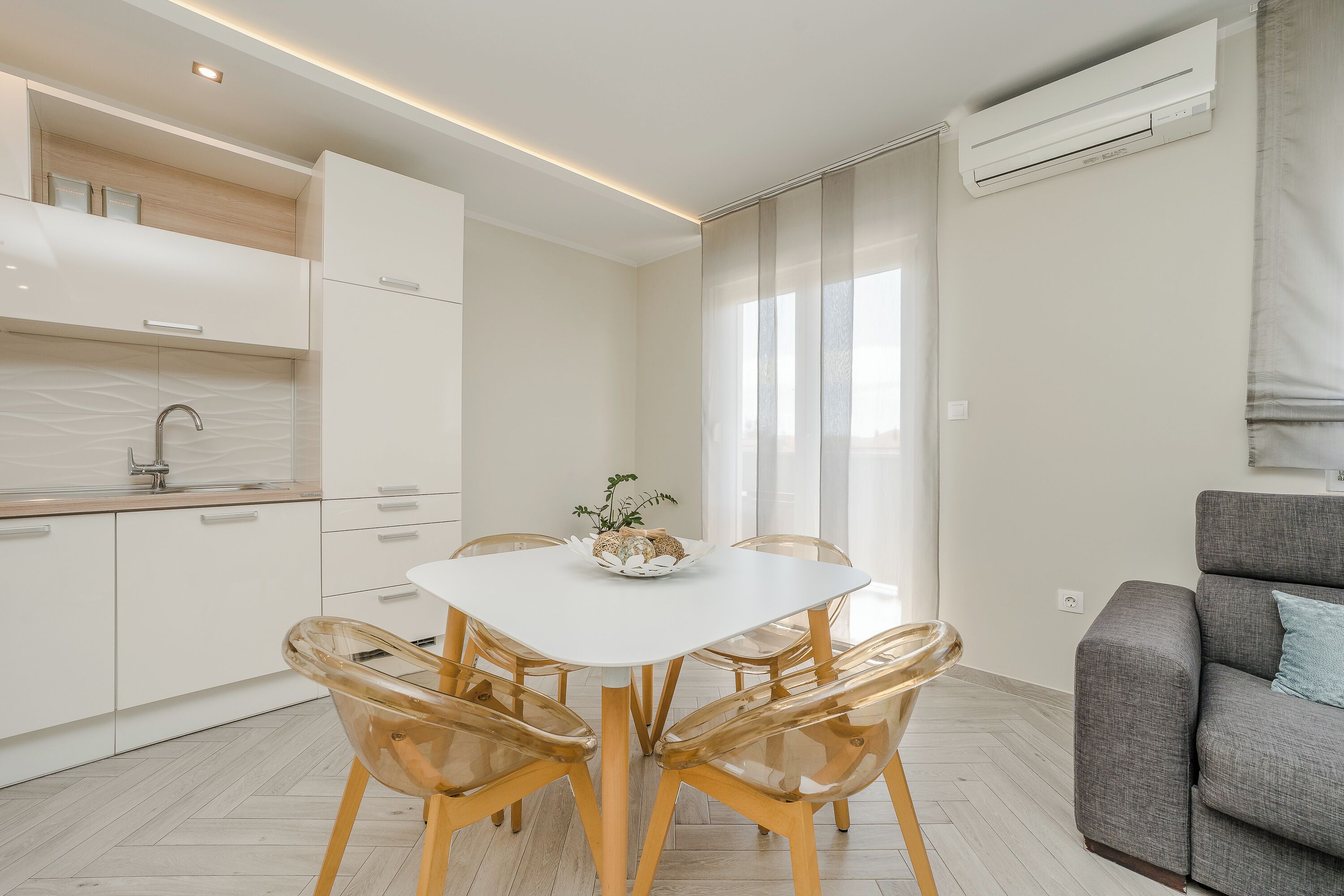 Appartement Supérieur, 1 grand lit et 1 canapé-lit | Cuisine privée | Réfrigérateur, micro-ondes, four, plaque de cuisson