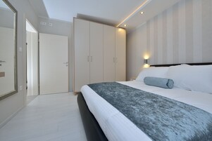 Superior Apartment, 1 Queen Bed with Sofa bed | 1 bedroom, in-room safe, desk, soundproofing