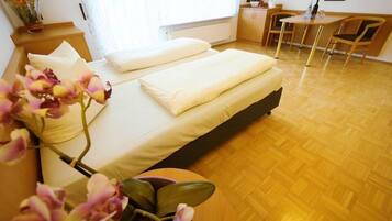 Apartment, 1 Schlafzimmer, Kochnische | 1 Schlafzimmer, schallisolierte Zimmer, kostenloses WLAN