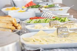 Free daily buffet breakfast