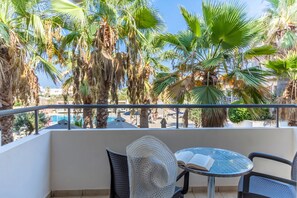 In-room safe, desk, iron/ironing board, bed sheets - Gouves Bay by Omilos Hotels (Hersonissos)