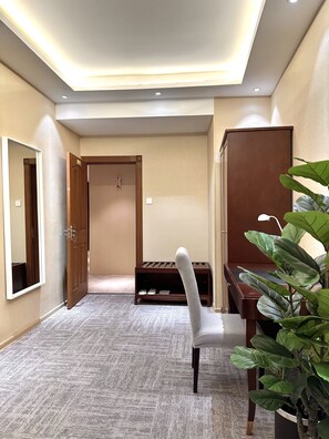 Dobbelt- eller tomannsrom – superior | Oppholdsområde | LCD-TV