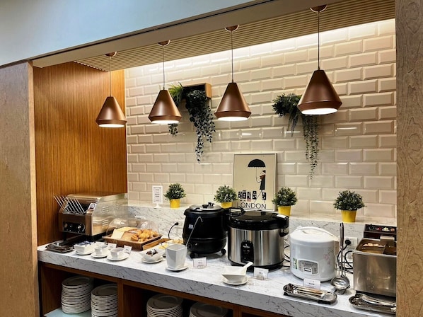 Food and drink - San Juan Easy Stay Inn Tainan (Tainan)