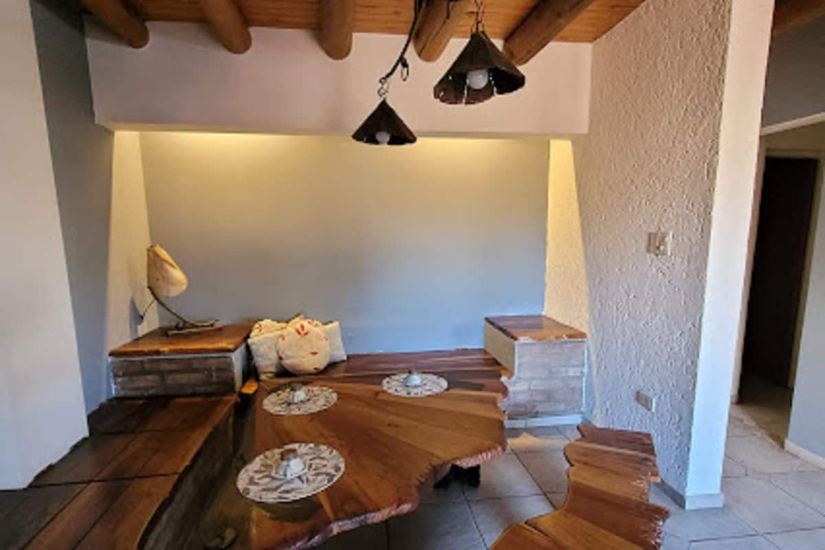 1 habitación, cubrecamas, wifi gratis y ropa de cama