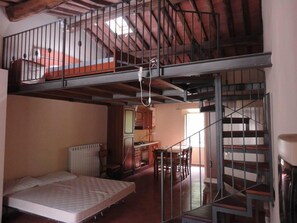 Apartment, 1 Bedroom, Mezzanine