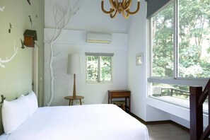 Cortinas blackout, sistema de insonorización y wifi gratis 