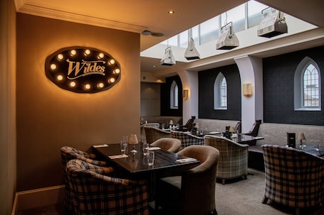 Breakfast, lunch, dinner served; local cuisine