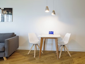 Studio XL | Individuelt dekorert, individuelt innredet og blendingsgardiner