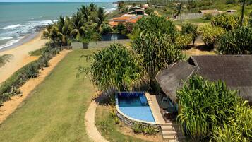 Superior Bungalow, 1 Bedroom | Minibar, in-room safe, free WiFi, bed sheets