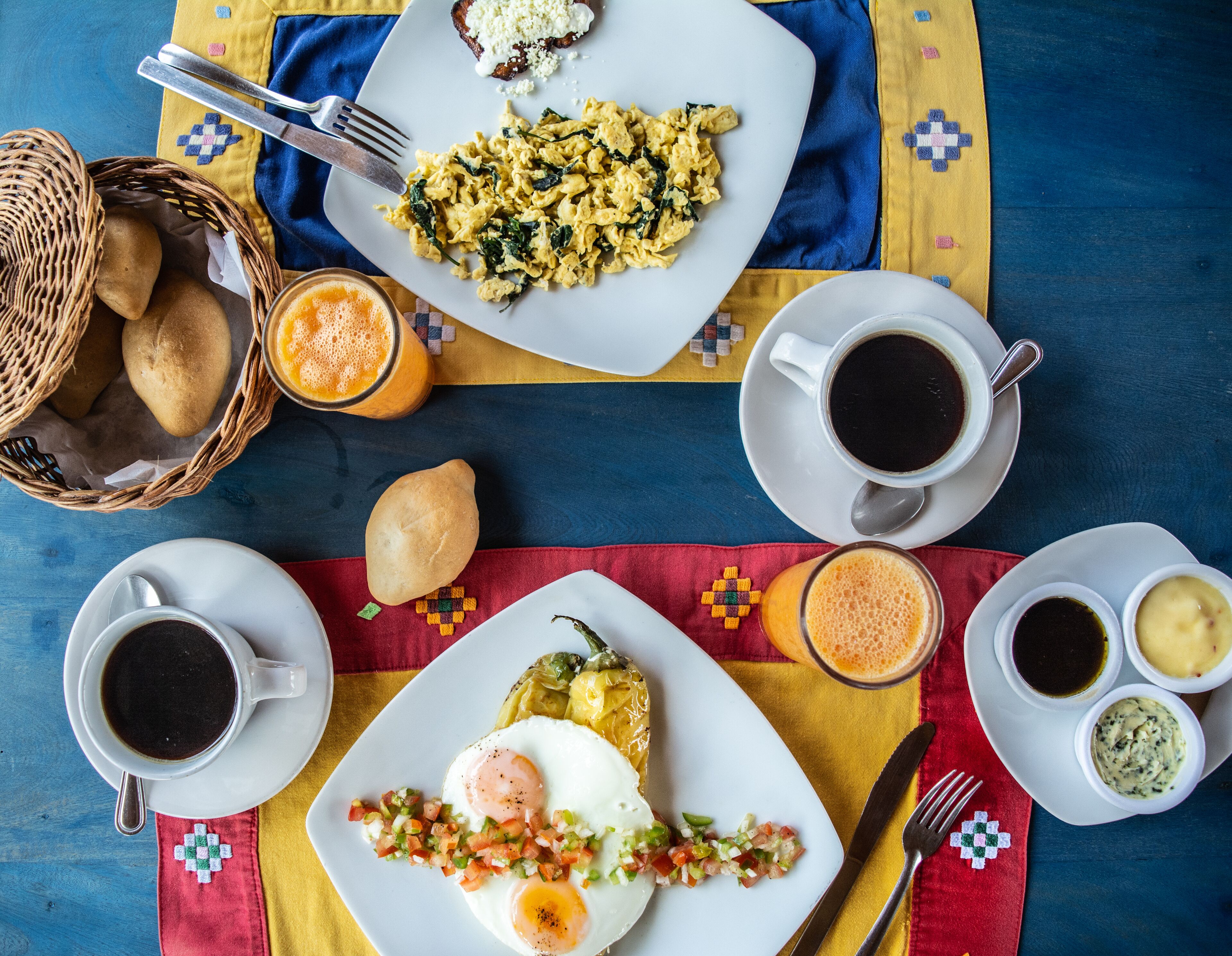 daily cooked-to-order breakfast for a fee