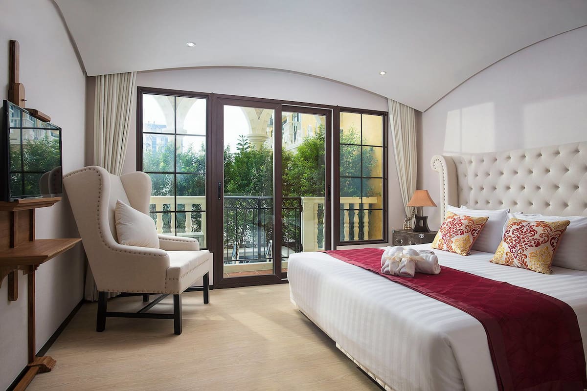 Superior Room | Blackout drapes, free WiFi, bed sheets