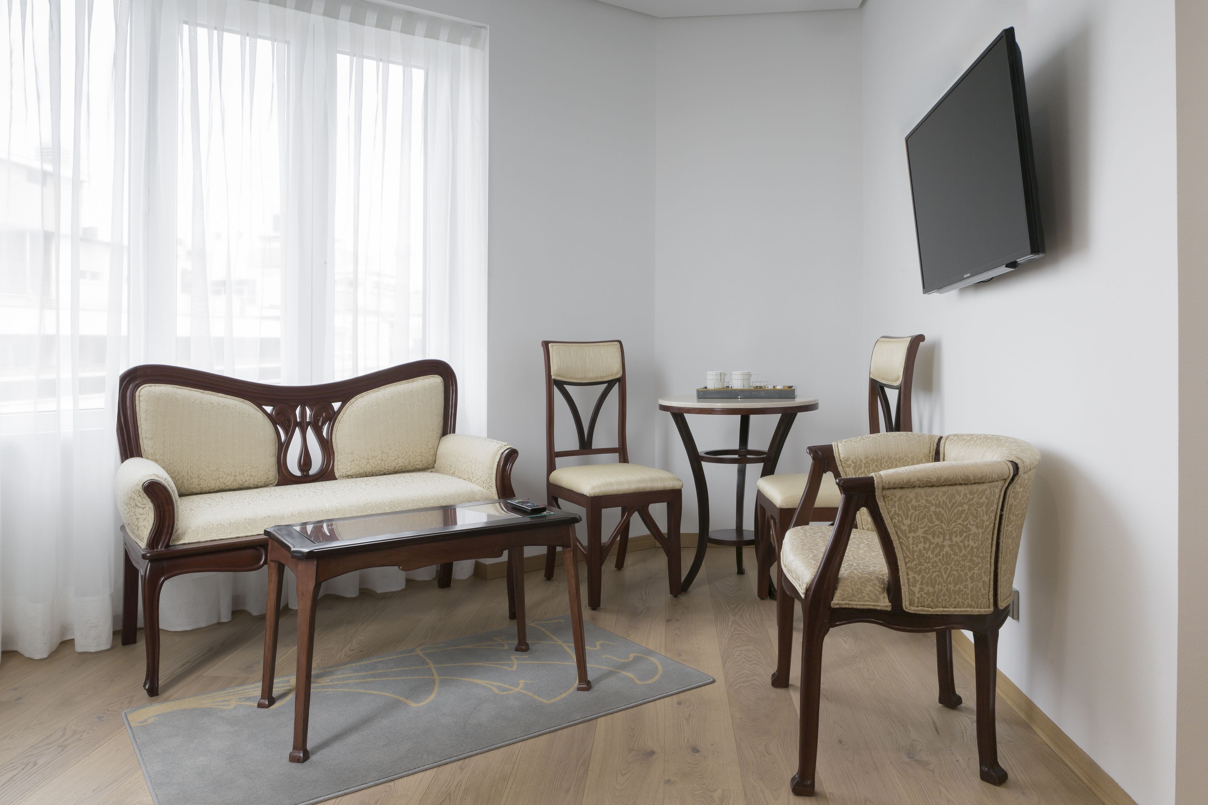 suite, terrace, city view | premium bedding, down duvets, memory-foam beds, minibar