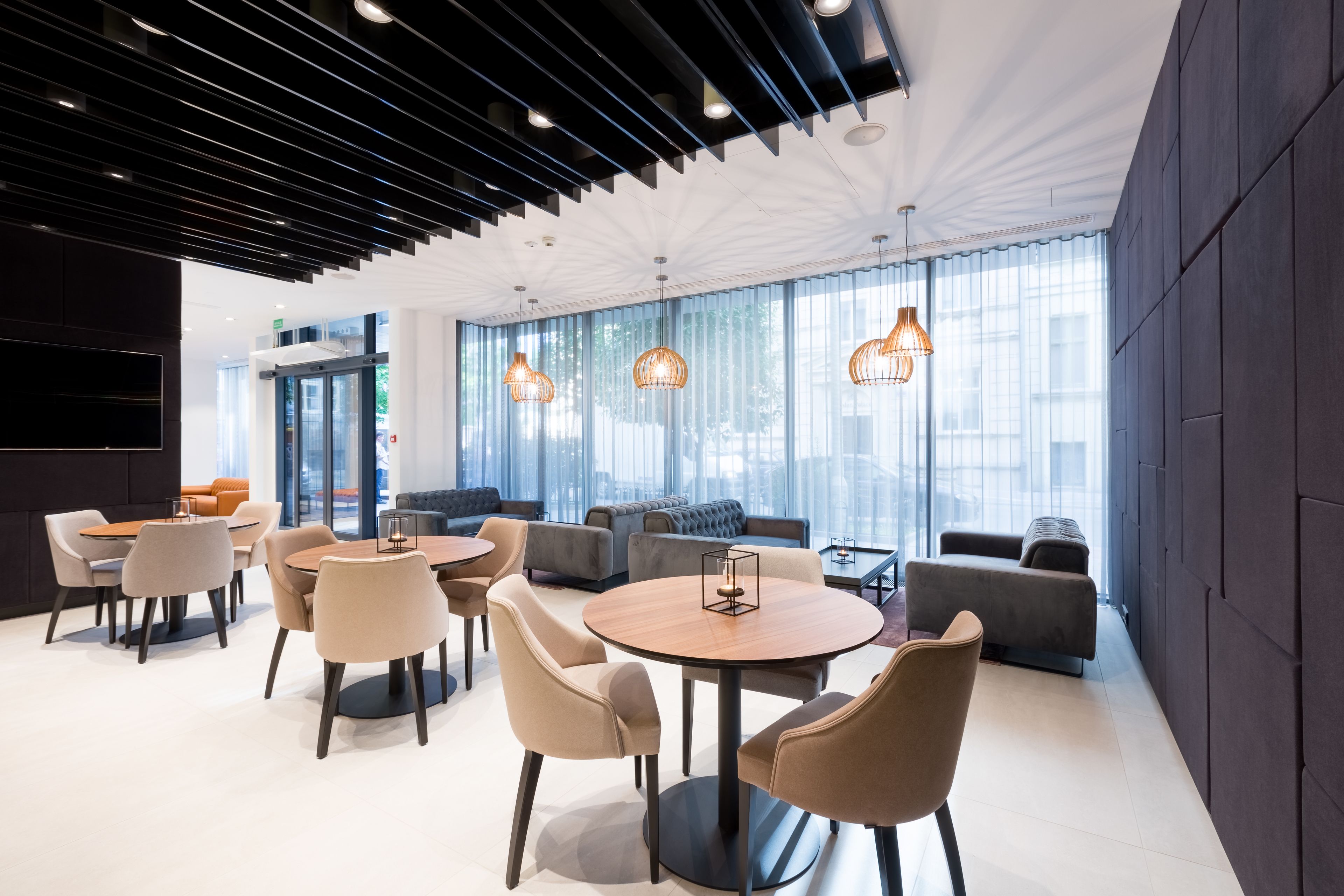 Foto - Grand Ascot Hotel