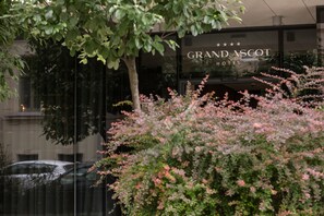 Front of property - Grand Ascot Hotel (Kraków)