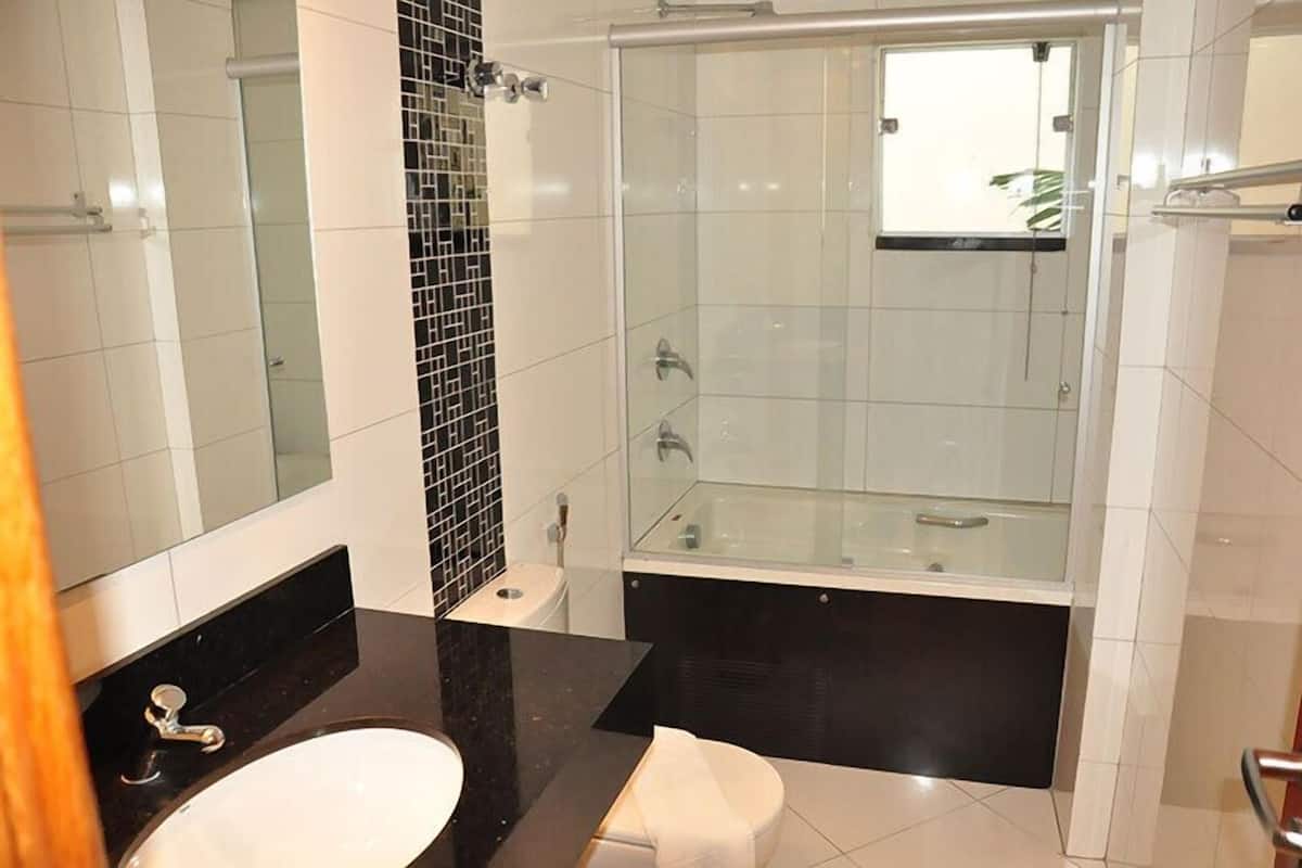 shower, free toiletries, hair dryer, bathrobes