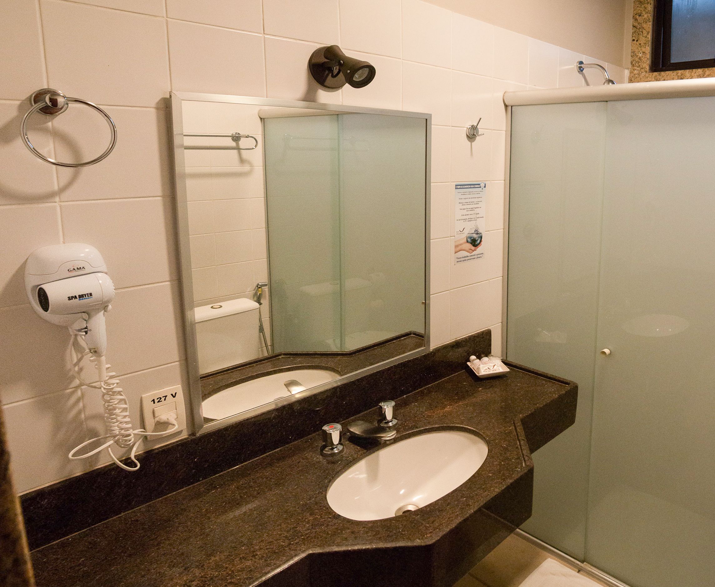 shower, free toiletries, hair dryer, towels