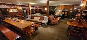 Interior - Turn of River Lodge (Killington)
