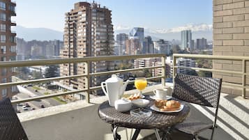 Apartment, 2 Bedrooms | Terrace/patio