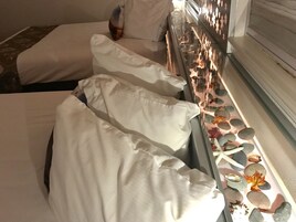 Deluxe Suite, Balcony, Lake View | 1 bedroom, desk, iron/ironing board, free WiFi