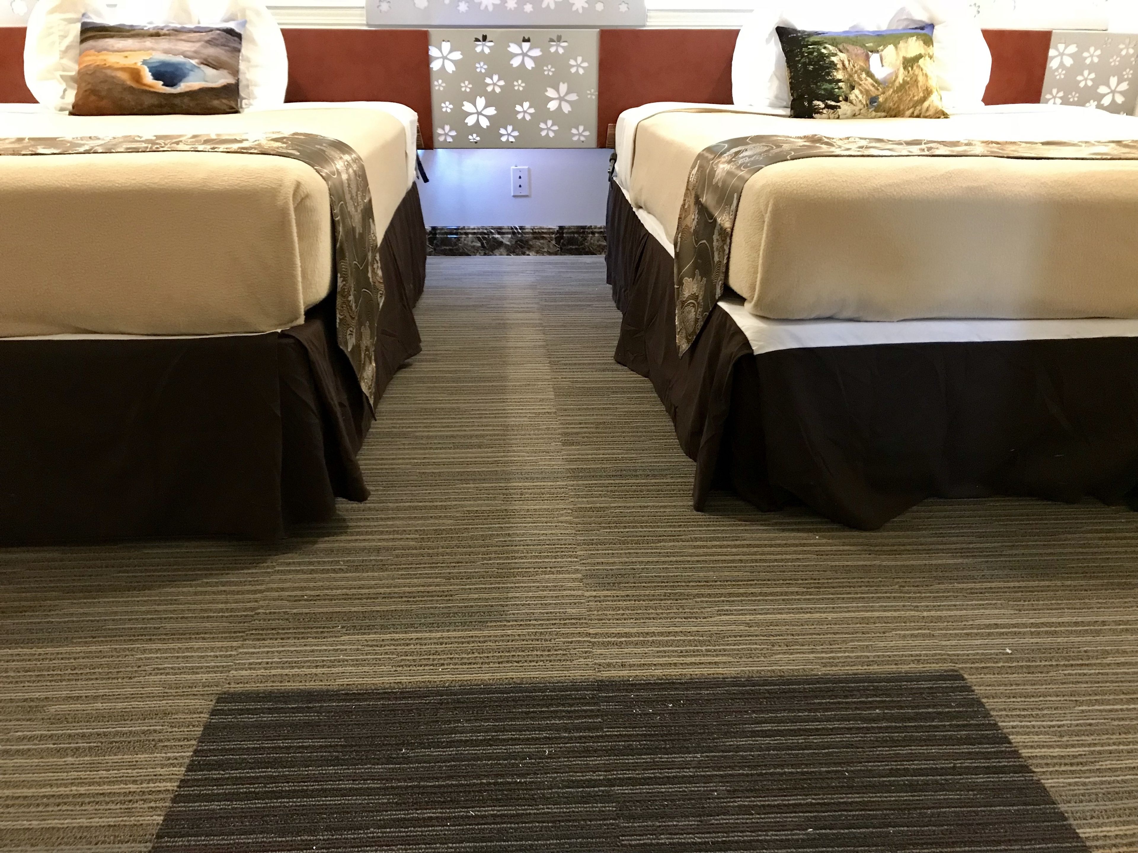 deluxe suite, balcony, lake view | 1 bedroom, desk, iron/ironing board, free wifi